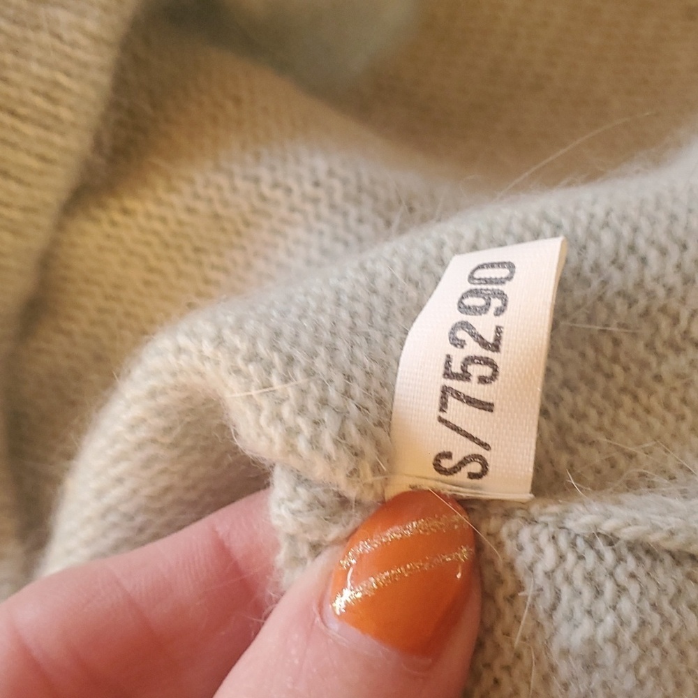 JH Collectibles 90%‎ Lambswool & Angora Turtleneck Sleeveless Sz. S Sweater - Picture 8 of 10